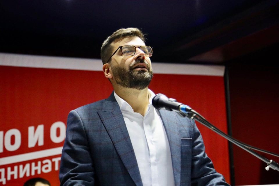 Кичевски за „распадот“ на СДСМ го обвинува Филипче: „Коцкарот кога губи, посегнува и по последното што го поседува, а тоа е неговиот дом“