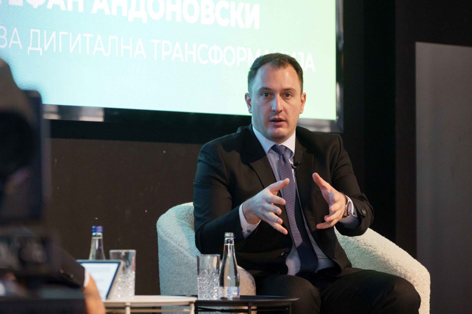 Андоновски: Имаме огромен ИКТ потенцијал, очекуваме компаниите од овој сектор да помогнат во дигиталната трансформација на земјата