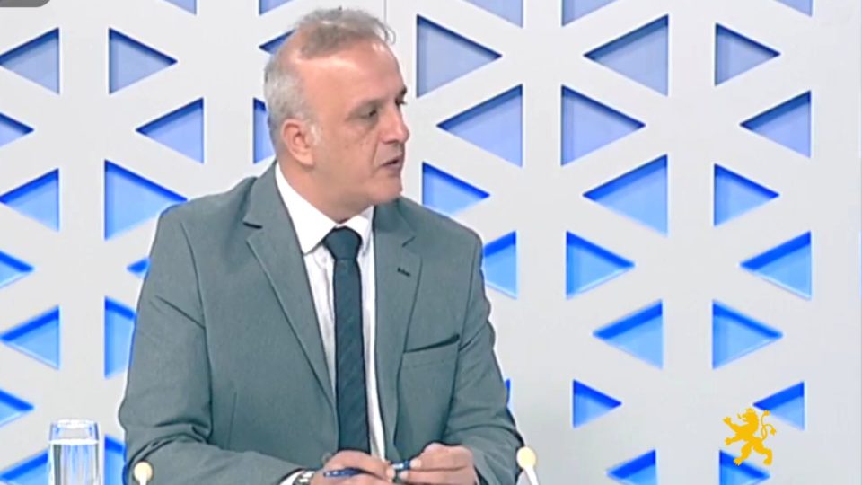 Јаревски: Да спинувате преку вакви квази тези, не е ни чудо што некој тоа го цени како блесаво