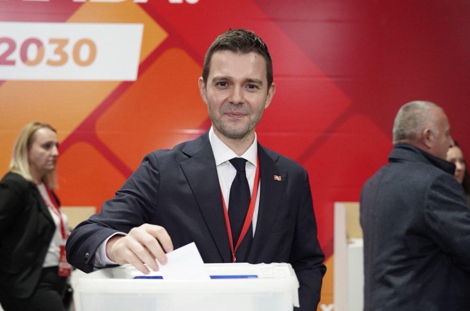 Муцунски: Кај ЕУ има желба да се помогне во развивање дијалог насочен кон решение со Бугарија