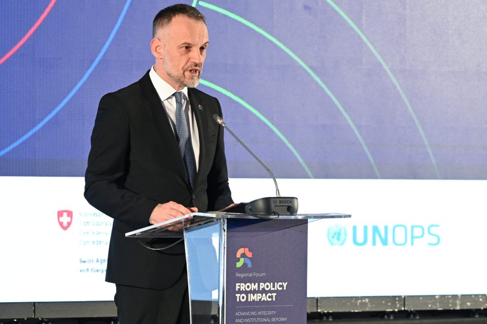 Скопје домаќин на Регионален форум против корупцијата: Фетаи повика на мерливи резултати и посилна регионална соработка