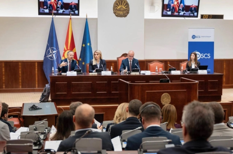 Дебата во Собранието: Берлинскиот процес го олеснува процесот на пристапување во ЕУ, но нашиот пат кон Унијата не се реализира само преку иницијативи