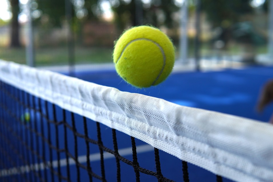 Во потрага по работа: На чиј терен е топката?