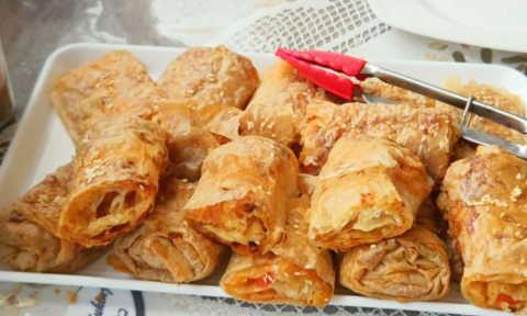 ПОСНА ПИТА СО ЗЕЛЕНЧУК: Идеална за појадок, ужина или вечера во деновите на пост (ВИДЕО)