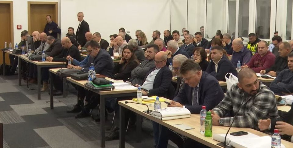 Одбраната на поранешните градоначалници на Кочани, Папазов и Илијев тврди дека немале никаква надлежност и одговорност за „Пулс“