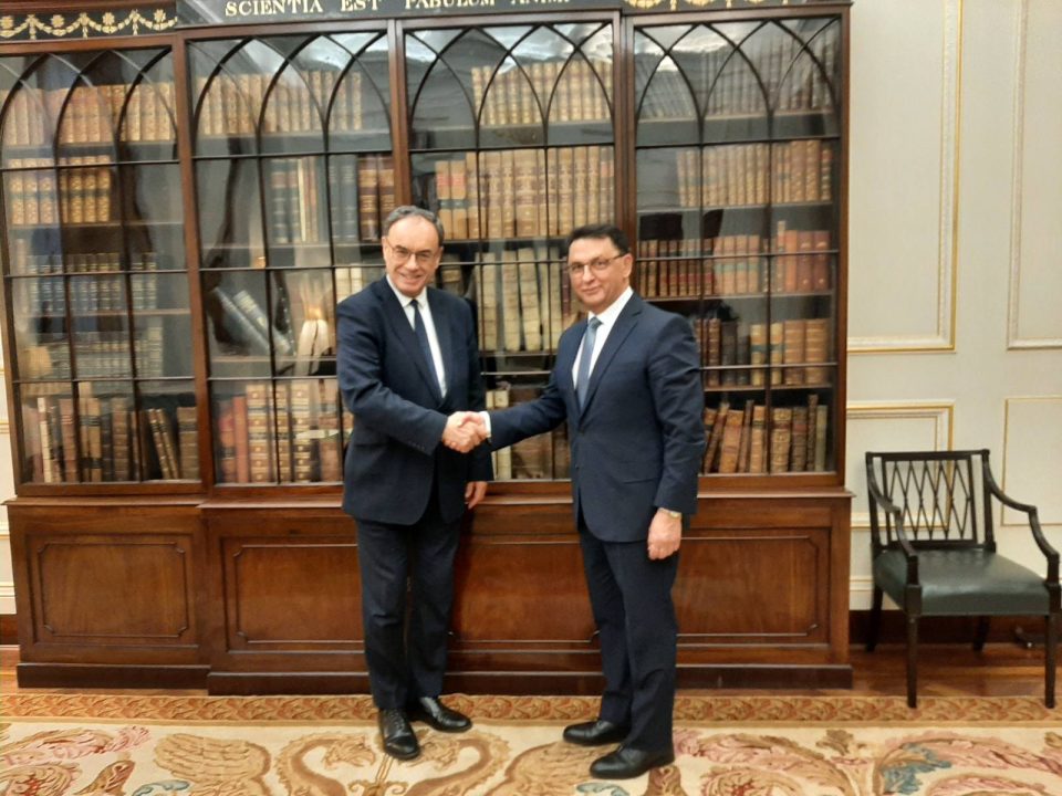 Гувернерот Славески во работна посета на Банката на Англија