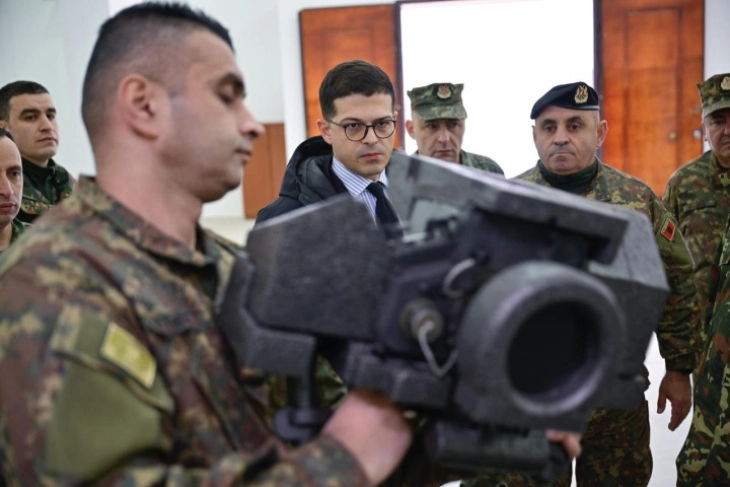 Албанија се вооружа со ракетни системи „Џавелин“ од САД, втората испорака идната година