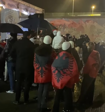 Обид за ДУИ да ги рециклира моќта и влијанието: Милитантна еуфорија завиткана во национален декор