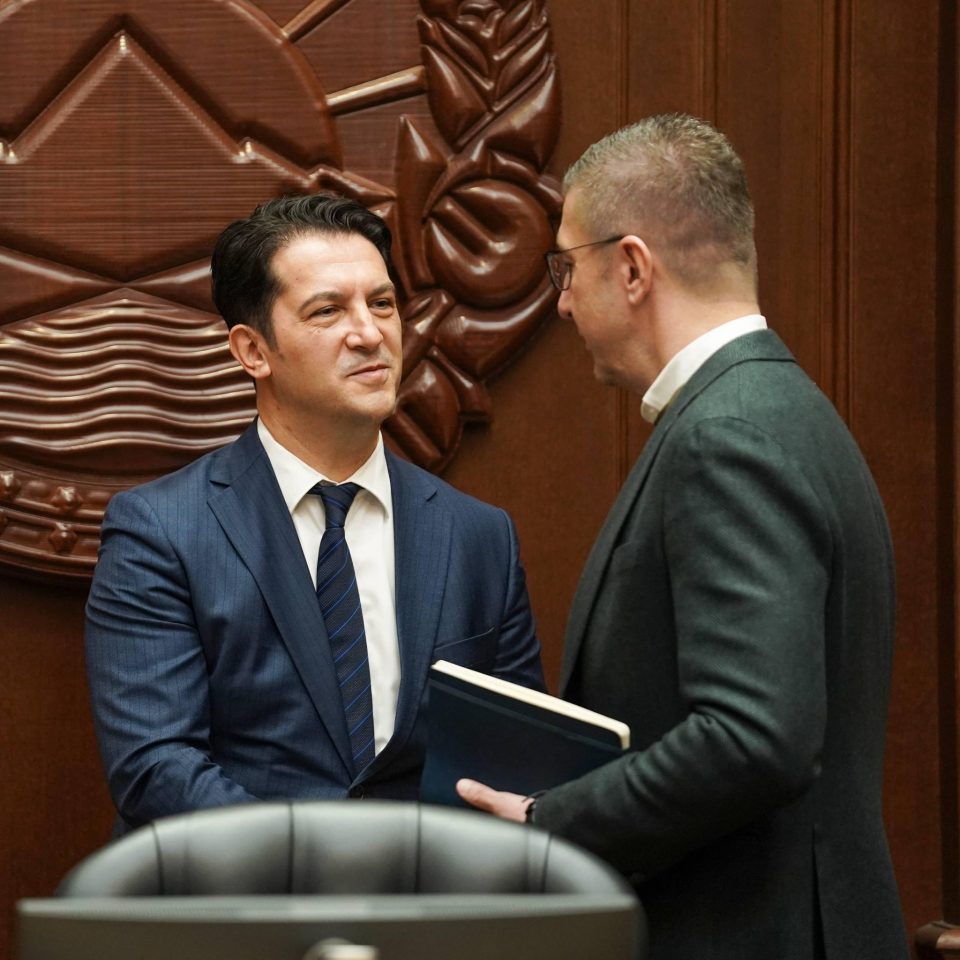 Беким Сали именуван за прв вицепремиер на денешната владина седница