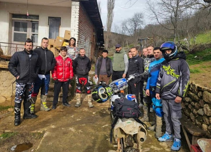 Делчевскиот Мото клуб „Ендуро Тим“ со прва хуманитарна акција за празниците