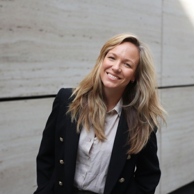 Креаторката на првата ВИ-актерка одговори на критиките од Холивуд: Нема да ви ја украдат работата