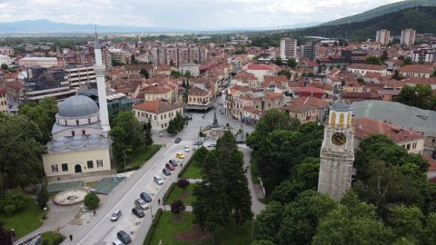Туристите и граѓаните и во недела и во празник ќе можат да купуваат на Широк Сокак