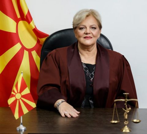 Уставната судијка Јадранка Дабовиќ Анастасовска поднесе оставка