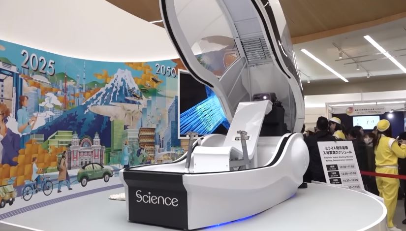 ВИДЕО: И ова измислија – Машина за перење луѓе, еве како функционира, а од цената ќе ви се сврти како на центрифуга