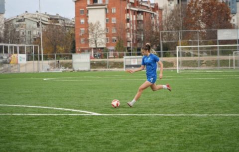 Македонија добива нова фудбалска хероина: Меланија Грозданова во радарот на Јувентус
