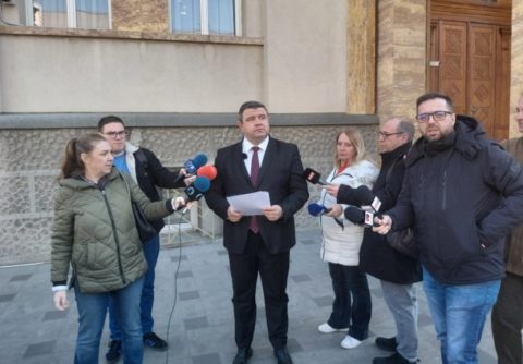 ВМРО-ДПМНЕ, ВРЕДИ и ЗНАМ поднесоа „Резолуција за осуда на манипулациите на опозицијата“ за мигрантите