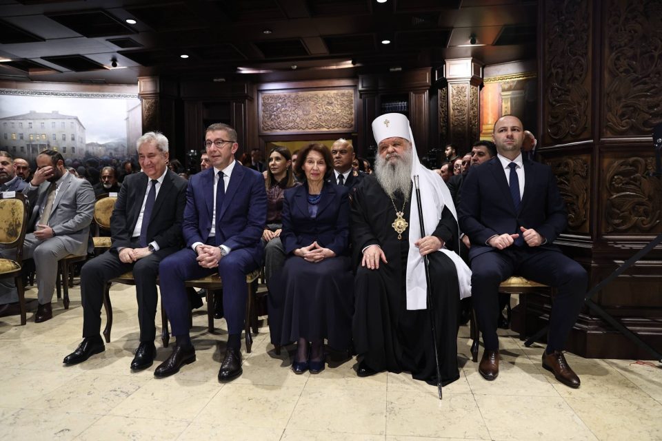 Мицкоски: Свети Климент со својот пример ни покажува дека преку образование се гради и зајакнува иднината на народот