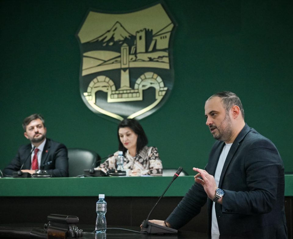 Ѓорѓиевски: Ги намалуваме надоместоците и бројот на членови во управните и надзорните одбори
