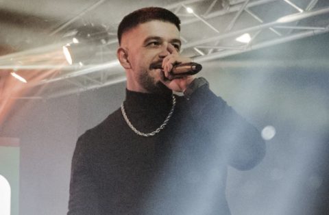 Таско премиерно ја претстави „Рани од злато“ – моќна приказна во нов сингл и спот