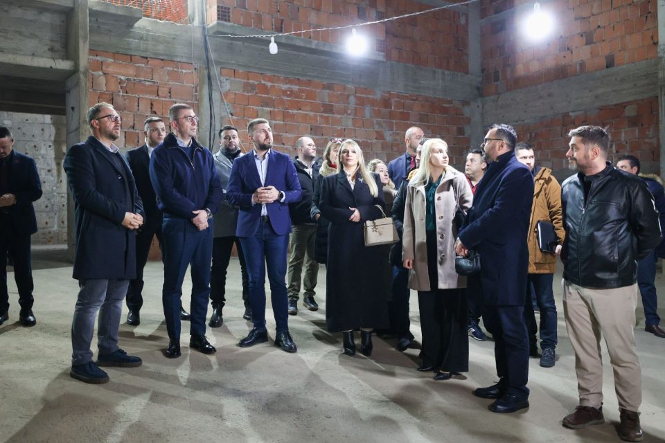 Мицкоски: Започна изградбата на мултифункционалниот центар во Општина Аеродром, целосно финансиран од Владата