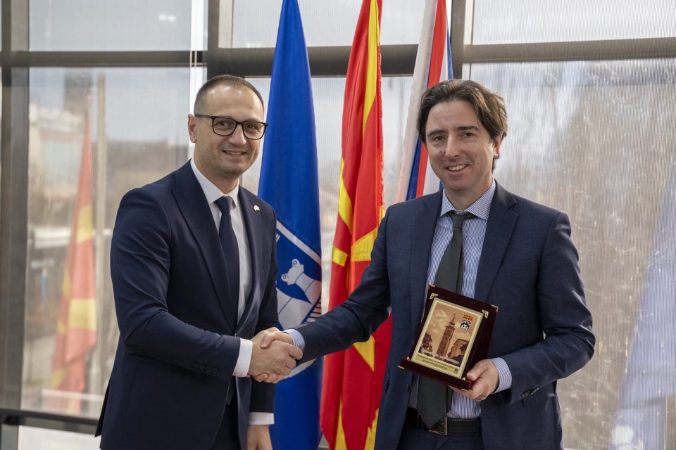 Проданоски оствари средба со амбасадорот на Обединетото Кралство во Македонија