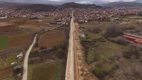 Во напредна фаза е уредувањето на коритото на реката Мала Рада во Драчево