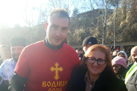 Иван Јанковски прв го фати крстот во Македонска Каменица