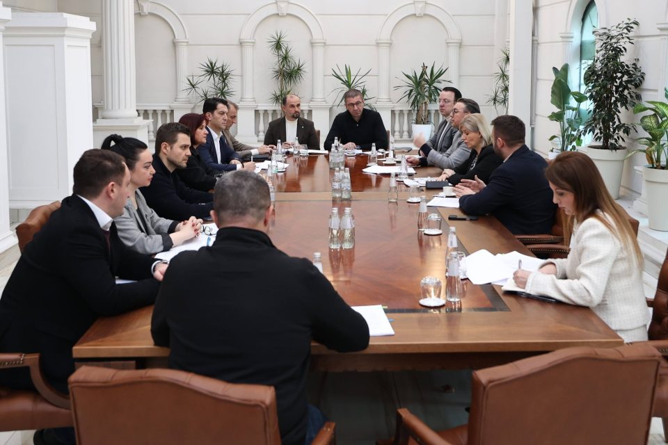 Мицкоски: Борбата за критериумите на ЕУ продолжува и покрај наметнатиот билатерален спор