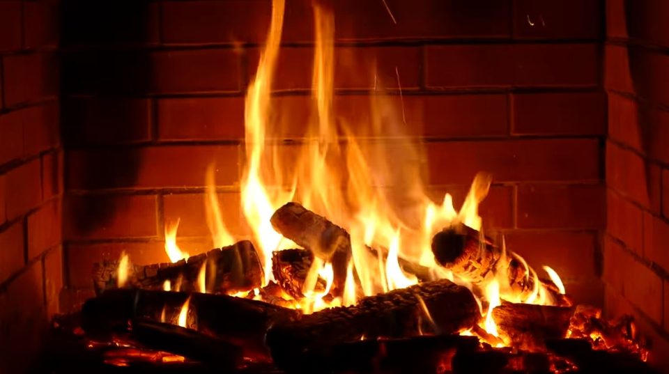 ВИДЕО: Приказна за каминот