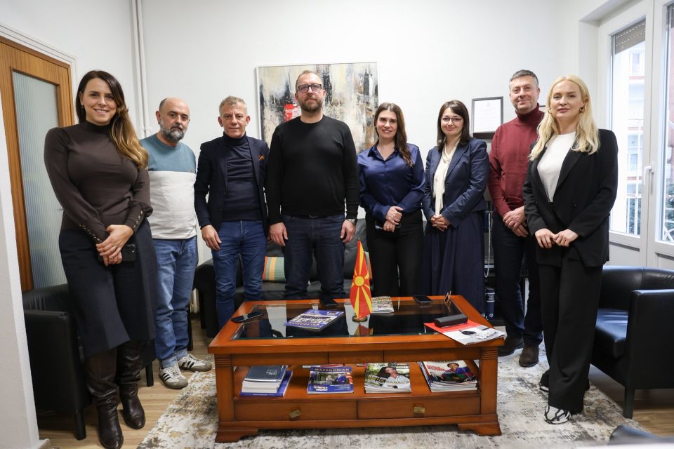 Културната соработка во фокус на средбата на Љутков со претставници на Шпанско-македонското културно здружение „Сонце“