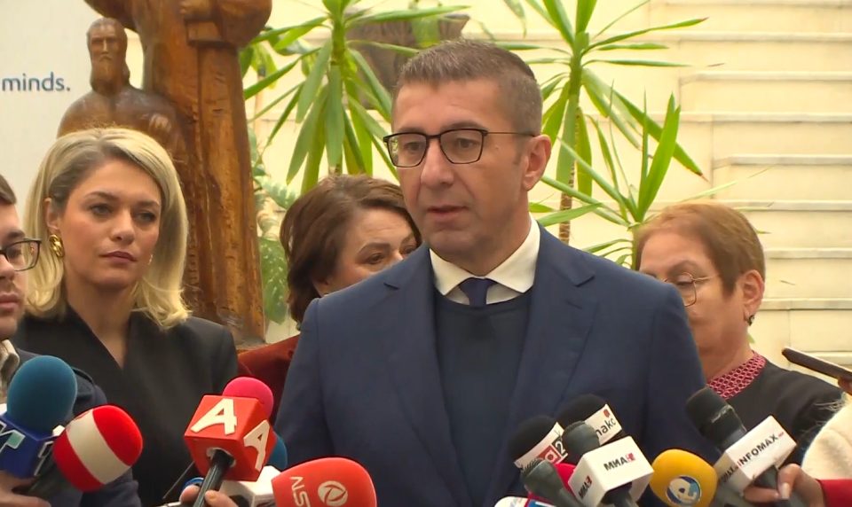Мицкоски за затворањето на постмониторинг дијалогот со Советот на Европа: Ова е историски ден, рамо до рамо со денот кога се прогласи независноста