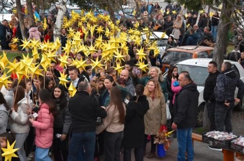 Отец Бобан: Бадниковите поворки воопшто не се само “увоз” – туку се домашни