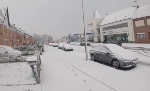 ВИДЕО: Белгија под снег, мраз и жолт метеоаларм