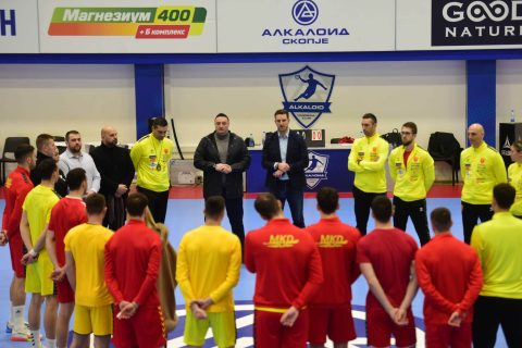 Ристовски со порака за ракометарите: Играјте со срце за Македонија