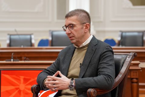 Мицкоски: Пензиите се зголемуваат, а сиромаштијата се намалува