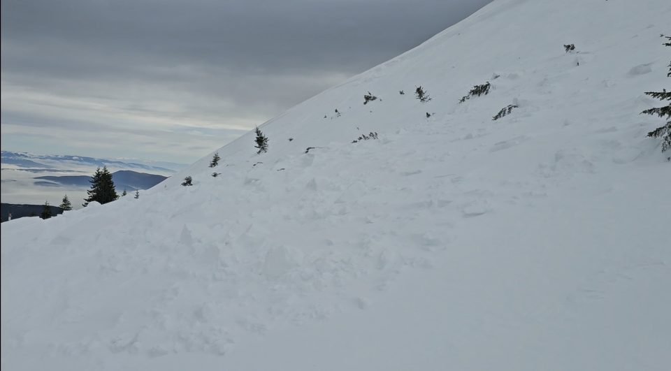 Важно соопштение од НП „Шар Планина“: Појава на лавини, утврден висок степен на опасност