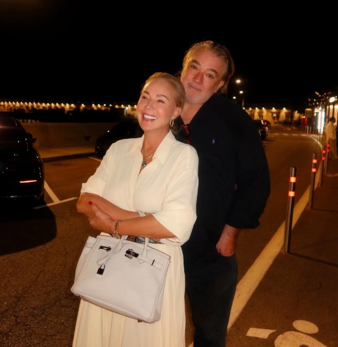 „Не излеговме од собата 6 дена, ѕидовите пукнаа“: Лепа Брена шокираше, првпат откри детали од интимната врска со Боба