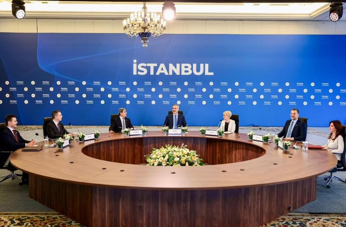 Муцунски на Вториот министерски состанок на Балканската платформа за мир во Истанбул