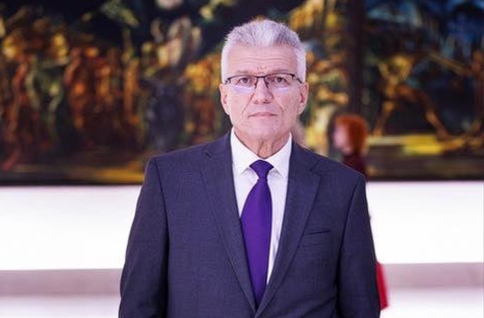 Директорот на МОБ, Арсовски: Редот, дисциплината и уметничките стандарди се основа на функционирањето на институцијата!