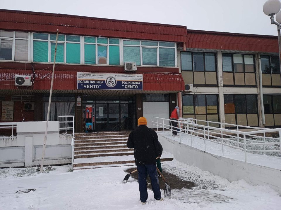 Стефковски: Делуваме на терен