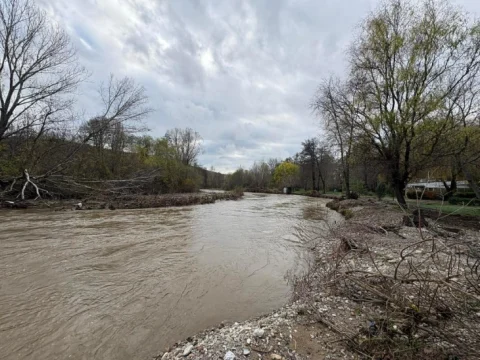 Проблеми со поплави во Охрид, Кичево, Битола, Гостивар и во Тетово