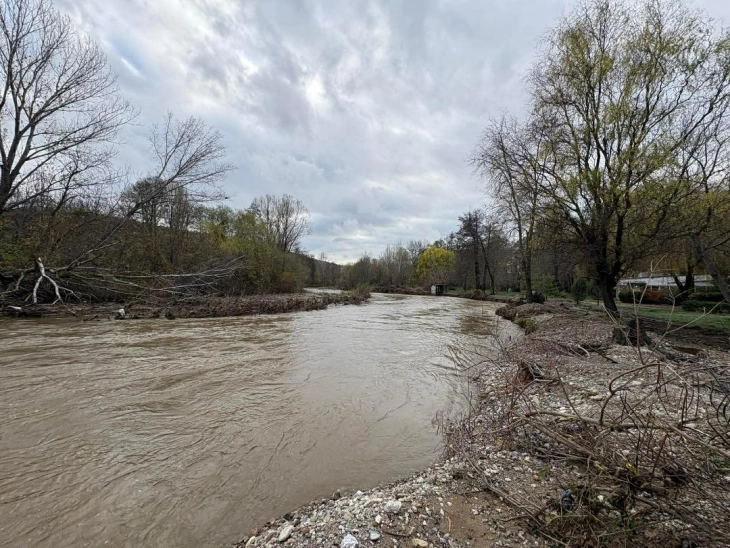 Проблеми со поплави во Охрид, Кичево, Битола, Гостивар и во Тетово
