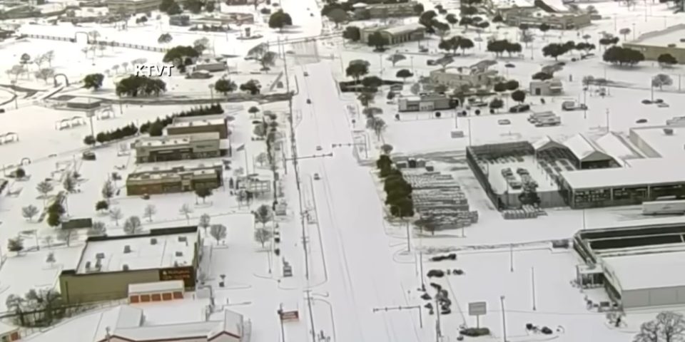ВИДЕО: Зимска бура во САД, најмалку седум лица загинаа