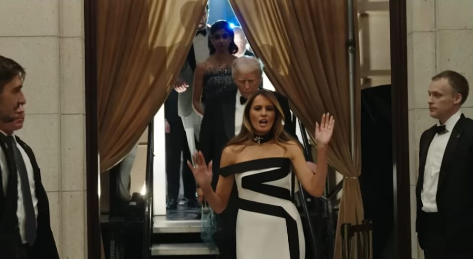 Трамп на премиерата на филмот „Меланија“: Мојата сопруга е поотворена во вториот мандат