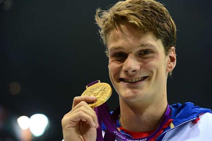 Двократен олимписки првак обвинет за силување малолетничка