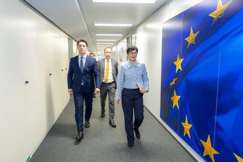 Беким Сали оствари средба во Брисел со комесарката за проширување, Марта Кос