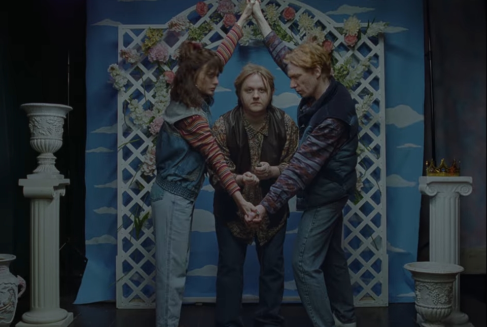 (ВИДЕО) 83-годишник глумел во спот на Тејлор Свифт без да знае која е таа