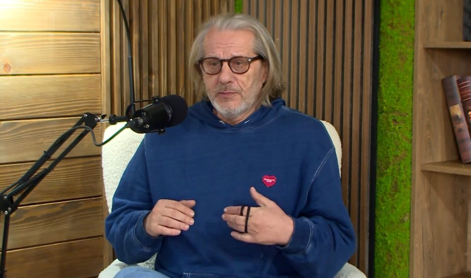 ВИДЕО: Не е ИСКРА, не е ИЛИНА: ИГОР ЏАМБАЗОВ откри во која девојка бил ЗАЉУБЕН ДО УШИ