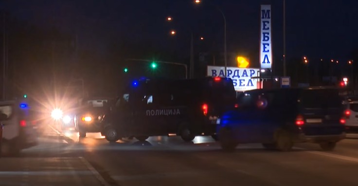 ФОТО: Комбиња и камиони на МВР влегоа во Охис – Се запленува огромна количина на дрога?