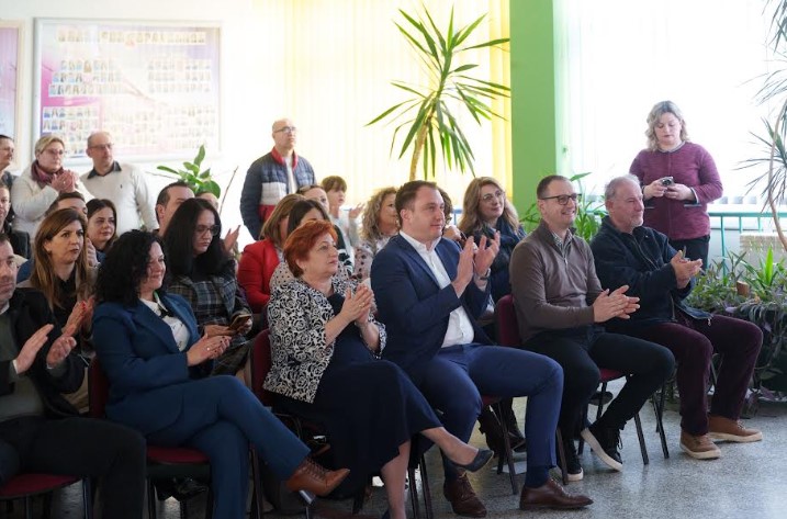 Андоновски: Одбележан денот на побезбеден интернет во Прилеп